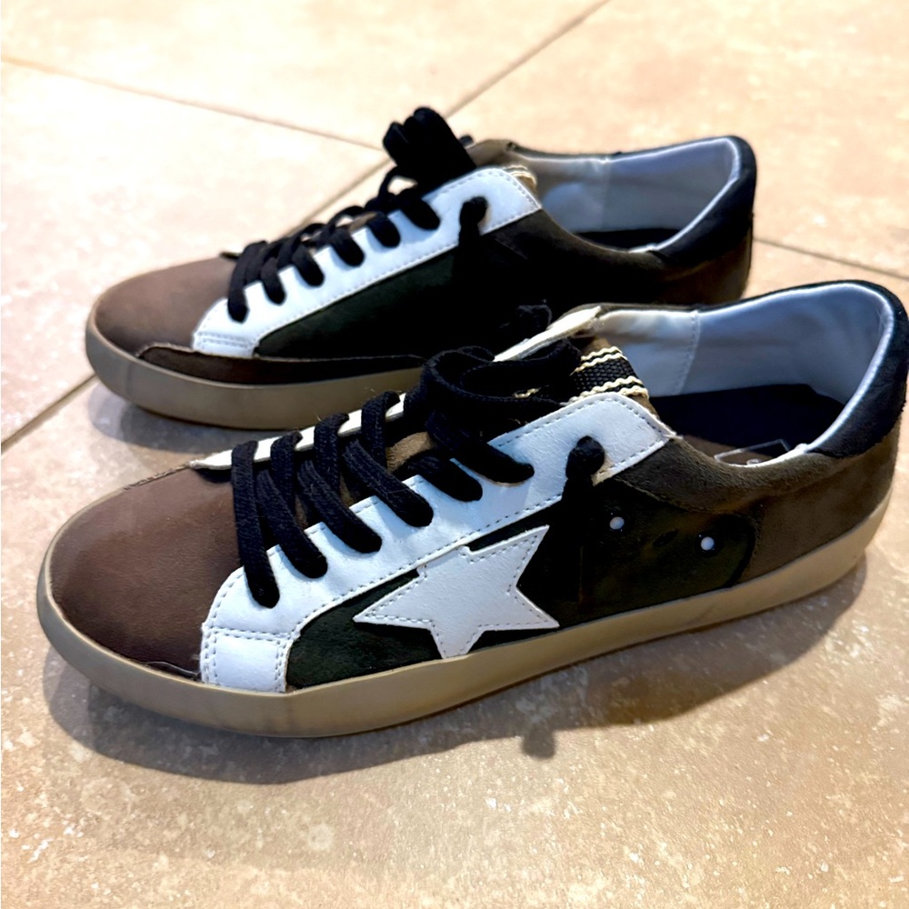 ShuShop Pamela Olive Sneakers NEW